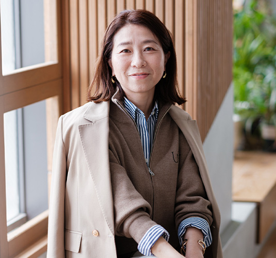 代表 新田純子